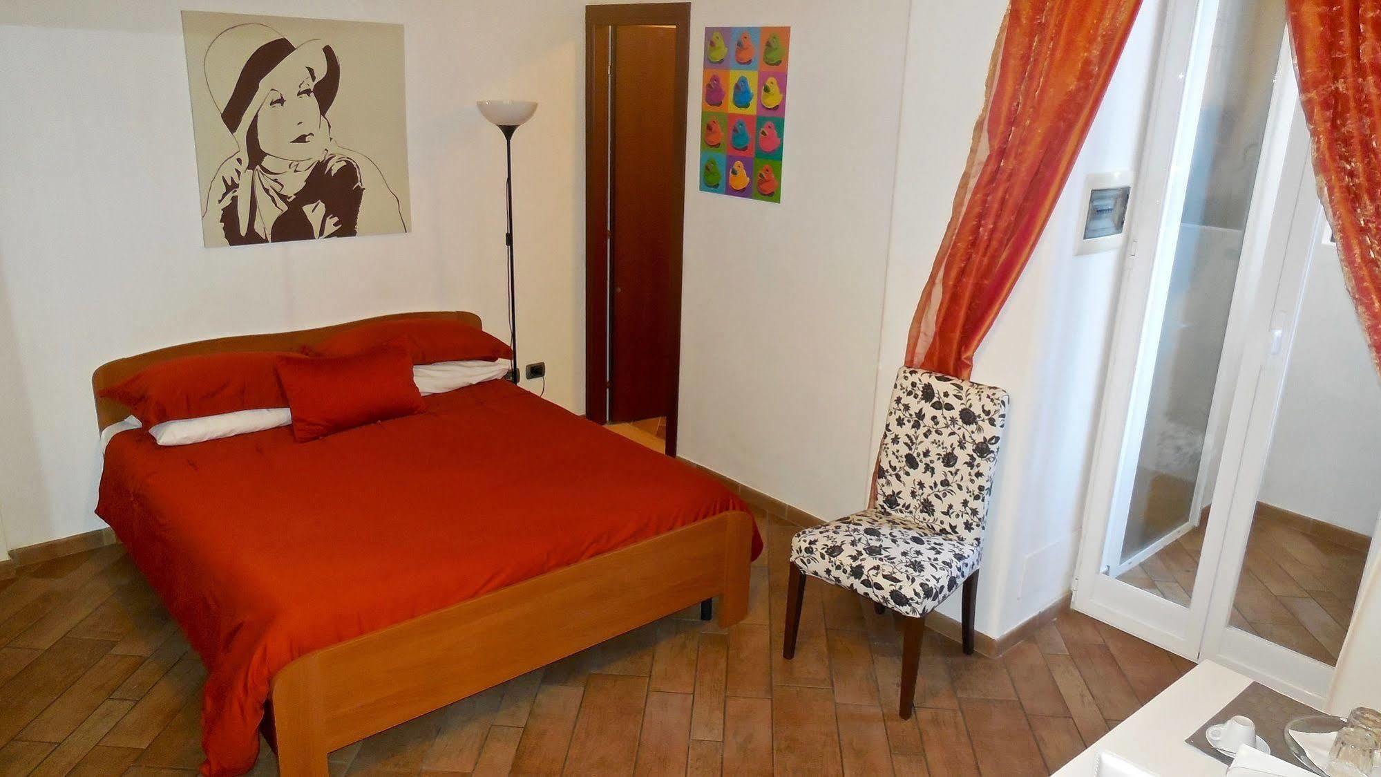 Tridente Rooms โรม ภายนอก รูปภาพ